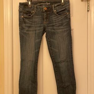 American Eagle size 6 short skinny jeans